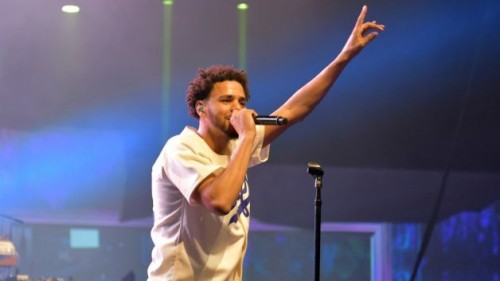 041015-music-j-cole-500x281 J. Cole Receives His College Diploma During Concert At St. John's University  