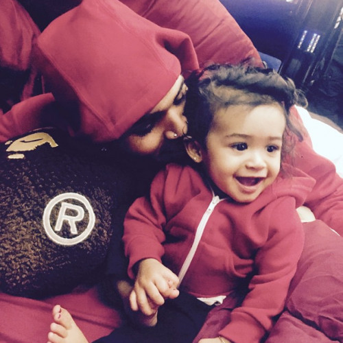 chris-brown-1-500x500 Chris Brown Posts His First Instagram Picture With Daughter, Royalty  