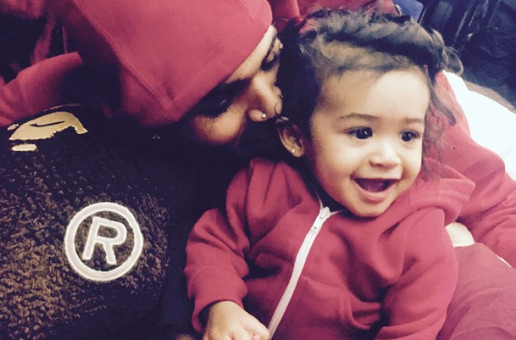 Chris Brown Posts His First Instagram Picture With Daughter, Royalty