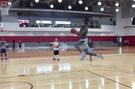 UNLV Recruit Derrick Jones Does A Windmill Dunk From The Free Throw Line (Video)