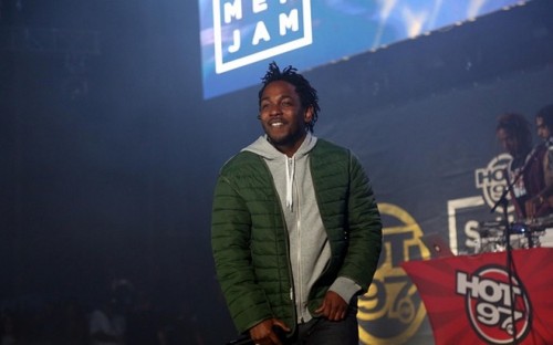 kendrick-sjb-500x312 Kendrick Lamar Brings Instagram Star Welven Da Great On Stage At Summer Jam! (Video)  