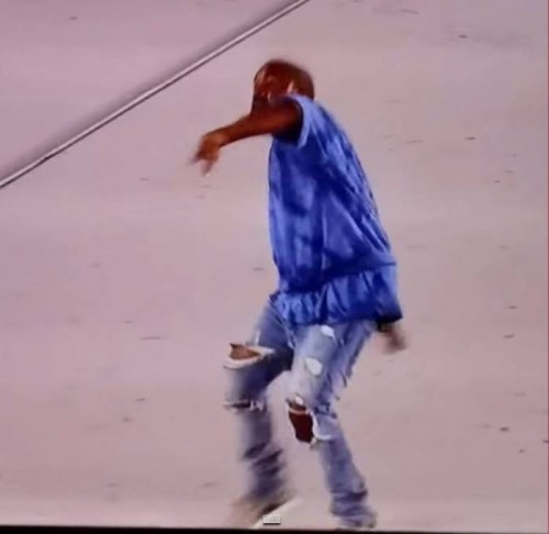 kanye-500x486 Kanye West Flings His Mic Into The Crowd & Walks Off Stage At Pan Am Games! (Video)  