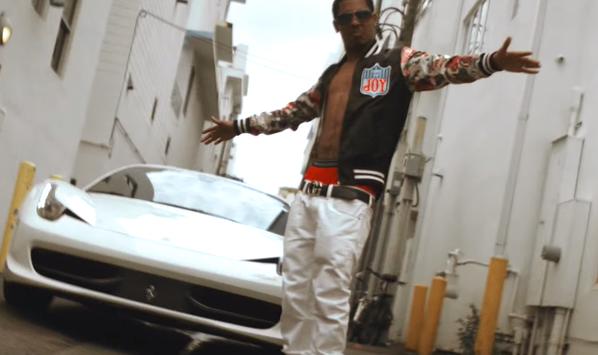 CMTVNS9WcAA3iVX Tracy T - See Me (Video)  