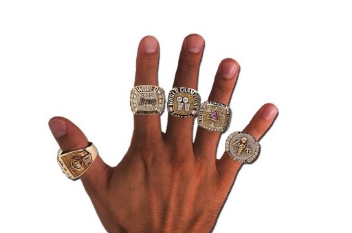 Louie V Gutta – Back To Back Freestyle
