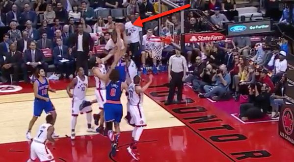 Kristaps-Porzingis- White Men Can't Jump: Knicks rookie Kristaps Porzingis Soars Over Three Raptors (Video)  