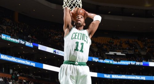 Turner-500x275 Get On Up: Boston Celtics Guard Evan Turner Pulls Off A Nice 360 Dunk vs. the Bulls (Video)  