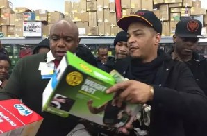 T.I. Hooks Lucky Families Up At Wal-Mart W/ Last Minute Holiday Gifts! (Video)