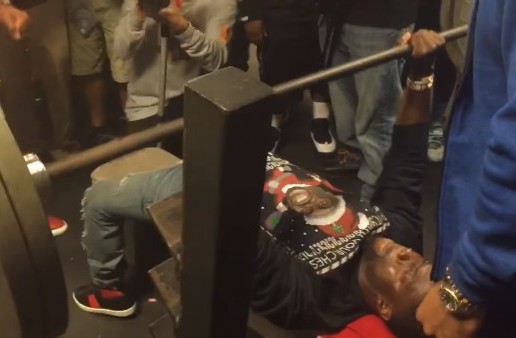 Kevin Hart Gets His Weight Up And Bench Presses 225 Lbs! (Video)
