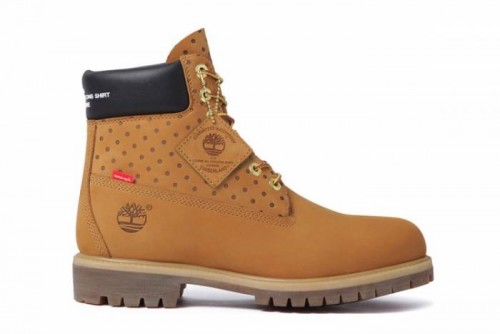 supreme-comme-des-garcons-timberland-fw15-01-750x500-500x334 Supreme Hooks Up With COMME des GARCONS SHIRT To Make Custom Timberland 6-inch Boot!  