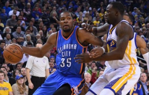 CaPqngNW0AAcf3v-500x317 Kevin Durant Could Join Steph Curry & The Warriors During The 2016 NBA Free Agency Period  