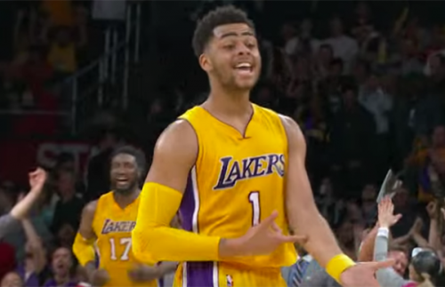CcjFkEIWIAEkk-8-500x323 Coming Of Age: D'Angelo Russell Drops A Career High 39 Points (Video)  