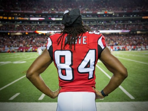 CckuTRPUUAAo98Q-500x375 Say It Ain't So: The Atlanta Falcons Have Released WR Roddy White  