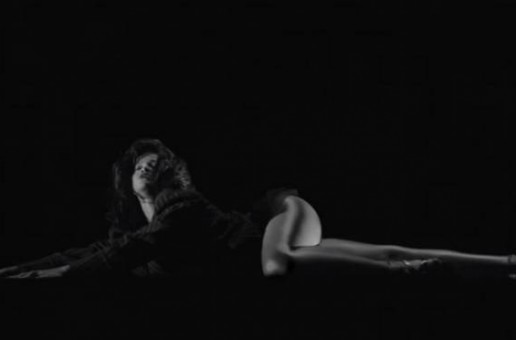 Rihanna – Kiss It Better (Video)