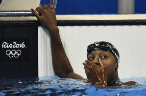 Black Girl Magic: Simone Manuel Became the 1st African-American Female to Win The Gold in Swimming Winning the 100m Freestyle