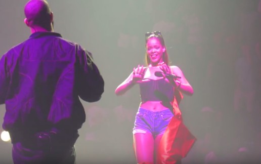 Drake Brings Out Rihanna At OVO Fest (Video)