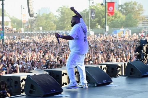 46261033479E66ECC26E3ACF33A3-500x333 DJ Khaled Hits the Rocky Stage During Day Two of Budweiser's 2016 Made in America Festival (Photos & Video)  