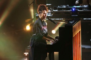 Alicia Keys Performs New Song At Apple Music Festival