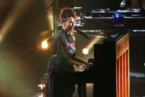 alicia-apple-music-festival-500x334 Alicia Keys Performs New Song At Apple Music Festival  