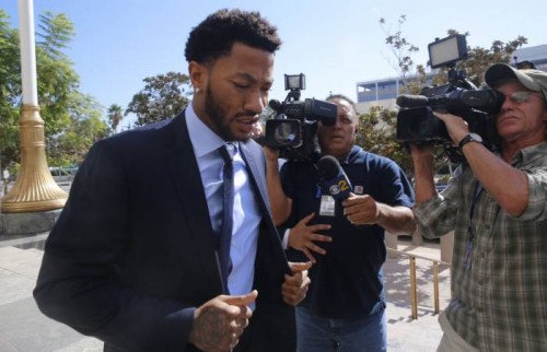 CvKhScpXgAQ-yDB-500x322 New York Knicks Star Derrick Rose Has Been Found Not Guilty In His Civil Rape Trial  