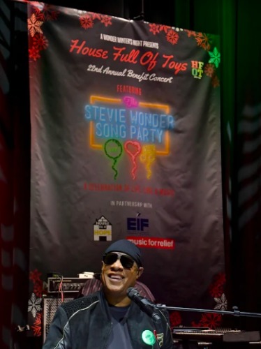 Screen-Shot-2018-11-27-at-9.09.52-PM-374x500 Stevie Wonder To Host 22nd Annual Benefit Concert in LA!  