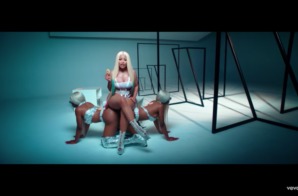 Nicki Minaj – Good Form Ft. Lil Wayne (Video)