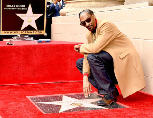 snoop-500x387 Snoop Dogg Receives Star On Hollywood Walk Of Fame  