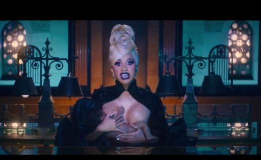 Cardi B –  Money (Video)