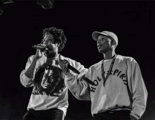 Screen-Shot-2019-05-02-at-9.56.12-AM-500x386 Something In The Water Brought Hip-Hop Royalty To The Virginia Beach Oceanfront  