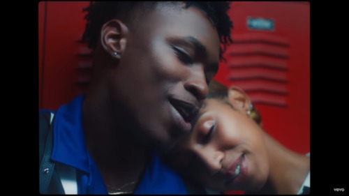Screenshot-16-500x281 Lucky Daye Can't Seem To Get It Right In His Lady's Eyes In New Visual For "Karma"  