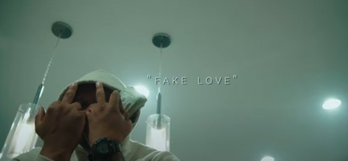 Screen-Shot-2020-05-11-at-12.47.31-AM-500x232 Philadelphia Artist Jay Huff Releases New Visual For "Fake Love"  