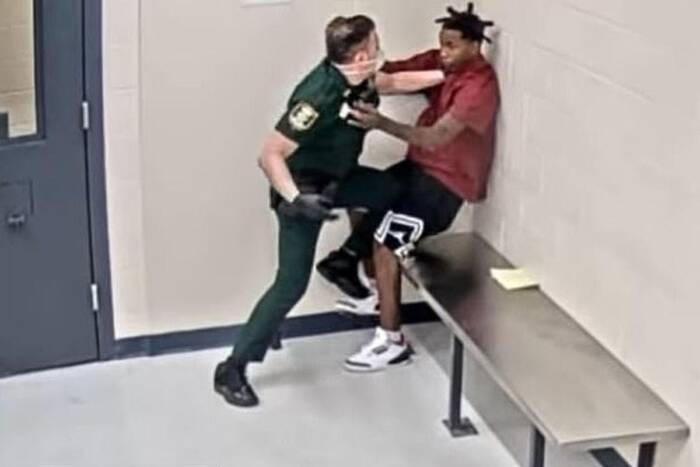 Florida-sheriffs-deputy-on-administrative-leave-after-hitting-Black-teen FLORIDA SHERIFF’S DEPUTY ON ADMINISTRATIVE LEAVE AFTER HITTING BLACK TEEN  