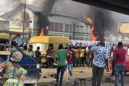 Nigeria-imposes-curfews-after-EndSARS-protesters-set-police-station-ablaze NIGERIA IMPOSES CURFEWS AFTER #ENDSARS PROTESTERS SET POLICE STATION ABLAZE  
