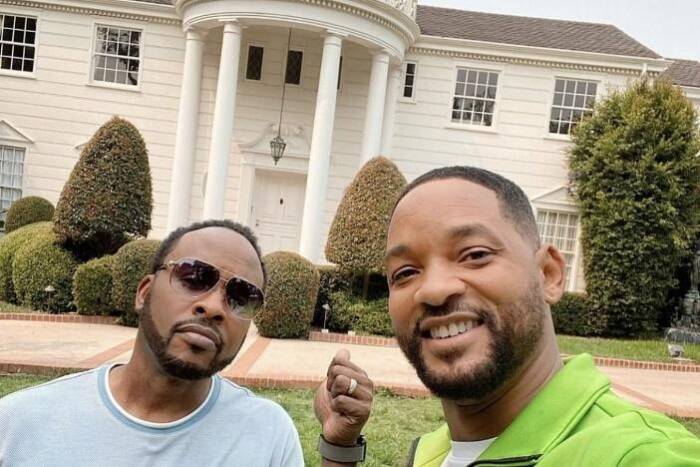 Will-Smith-and-DJ-Jazzy-Jeff-give-fans-a-virtual-tour-of-the-Fresh-Prince-mansion WILL SMITH AND DJ JAZZY JEFF GIVE FANS A VIRTUAL TOUR OF THE “FRESH PRINCE” MANSION  