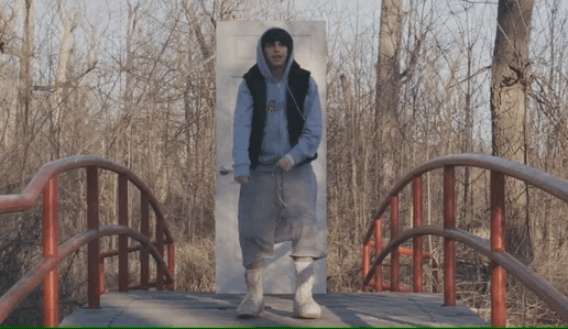 Pi’erre Bourne’s New Signee Kura Drops “HOLD IT UP” Video