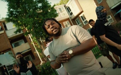 Pounds-500x313 B-Jay Banks Links With Dell Fargo For "Pounds" Visual  