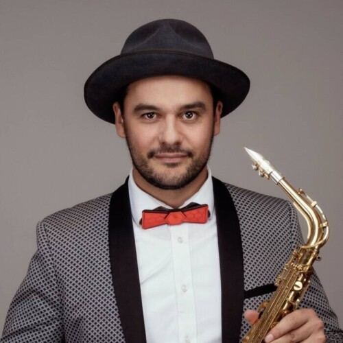 164000468_127785812686507_5587526367567035055_n-500x500 Orget Sadiku: From Albania to Australia, bringing some of the world’s best saxophone vibes to the audience.  