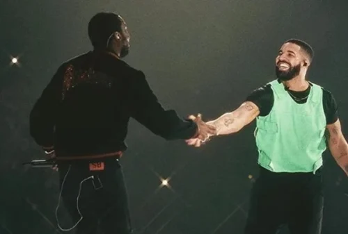 drakemeel-essence-500x337 Drake Shows Meek Mill Love During Philly Performance  