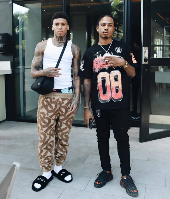 CB25F61E-AE4D-4BE5-853D-