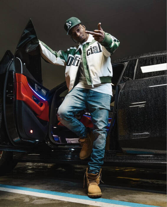 IMG_3274 Rising Rap Sensation Diki Daytona Unveils Inspiring Music Video for "Sport Mode" Featuring Vado  