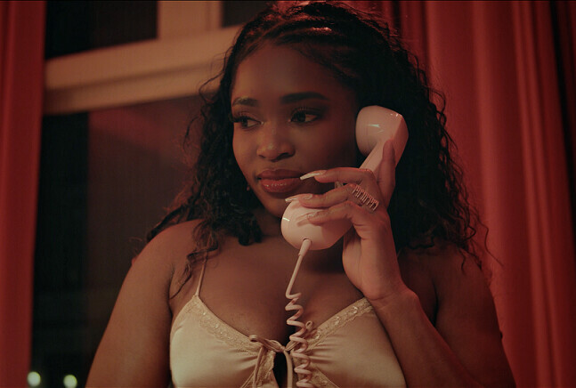 Screenshot-2025-02-28-at-12.13.02-AM Juliera Breathes Soul Into New R&B Anthem “Lonely Without You”  