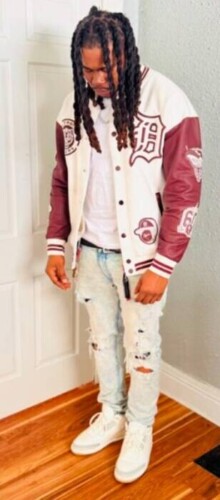 WhatsApp-Image-2025-05-18-at-8.42.15-AM-220x500 Zey Da CEO Rises from the Struggle with Soul-Stirring Single “Go Up”  