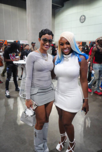 Photo-Jun-09-2025_-8-21-15-AM-334x500 Diamond The Body Takes Center Stage at BET Experience 2025 with Electrifying Performance  