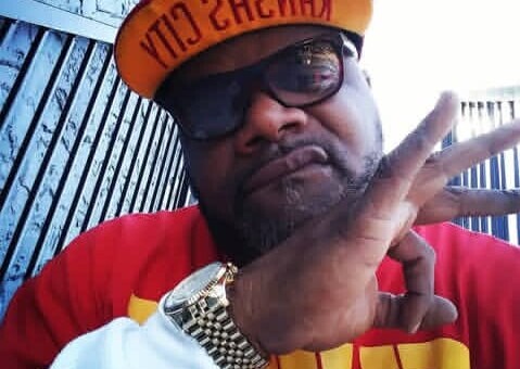 Kansas City Rapper Meech Celebrates 30 Years in Hip-Hop with ‘No Featurez Vol. 1’