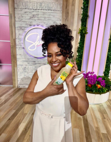 unnamed-1-391x500 Kimberly Dumas Turns Lemons Into Lux Lemonade – A Brand Sippin’ with Soul  