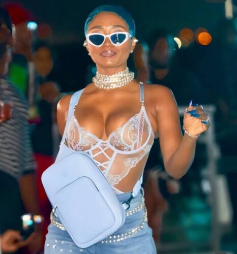 WhatsApp-Image-2025-08-11-at-1.33.54-PM-466x500 Rick Ross Debuts “Real Edition 22 Bags” in a Star-Studded, Invite-Only Fashion Extravaganza  