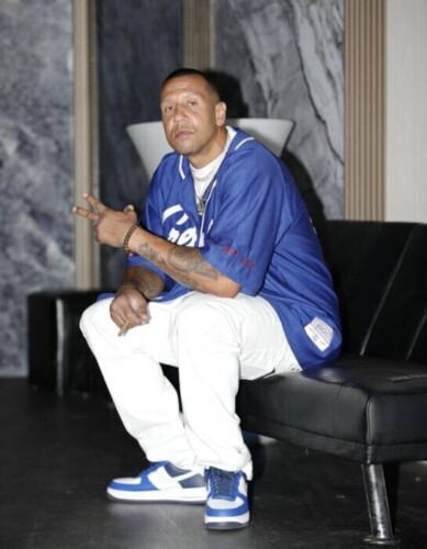 84857322-66D9-4949-8448-E2909E5CB117-389x500 Is Savvy Sav Following in Nipsey Hussle’s Footsteps?  