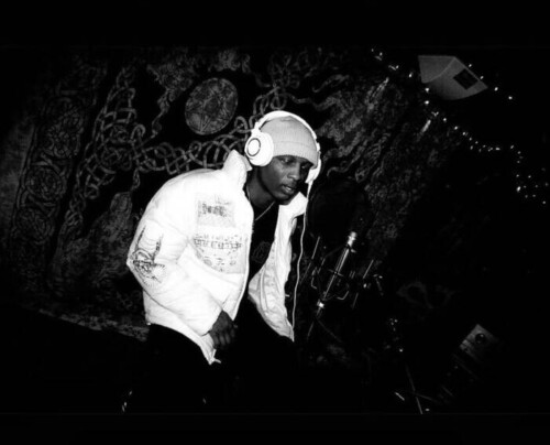 IMG_0002-500x404 Mark Maxwell: Rising R&B/Soul Voice From Indianapolis Shares His Story and New EP “Attachments”  