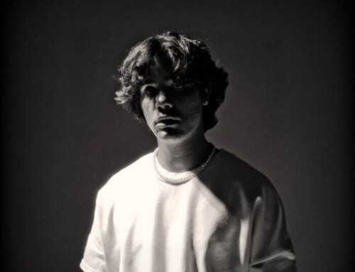 DANMAR-Profile-Pic-White-Shirt-2-500x384 DANMAR: Atlanta Artist Turning Faith and Emotion Into Chart-Level Success  