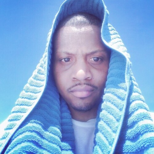 losLauren-718-Blue-Pic-500x500 Album Review: Shades of Blue 3 by losLAUREN718  