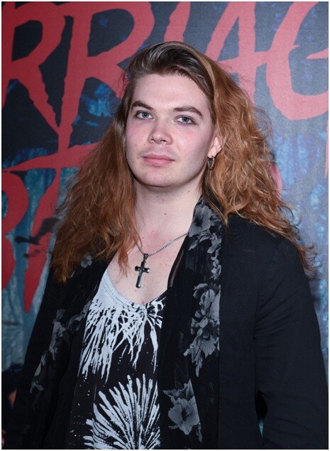 img1-3 Fang-tastic Performance: Kai Kaldro Shines in 'Marriage Bites'  